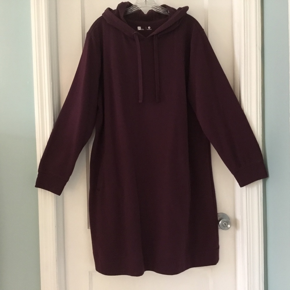 Xersion burgundy sweatshirt dress, 2 pockets, hood, size 1X